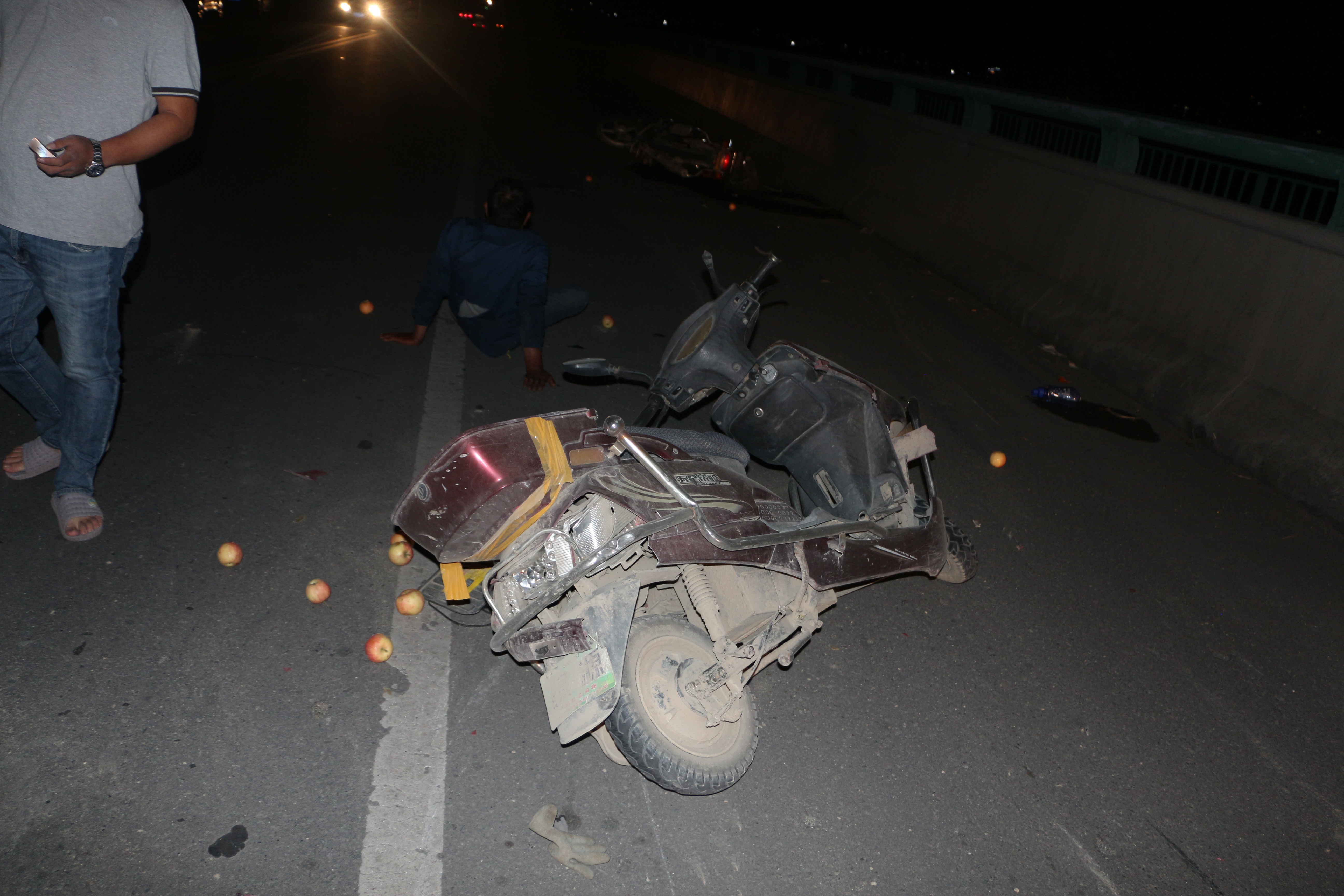 新疆华通交通事故物证司法鉴定所对肇事车辆车体痕迹鉴定案